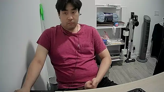 Koreanboy171 online show from June 27, 2026, 4:29 am