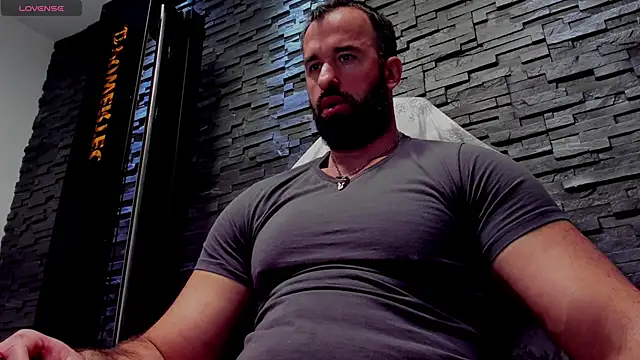 Snapshot of David_Big_Daddy chatting on February 8, 2026, 4:37 pm David Big Daddy online show from February 8, 2026, 4:37 pm