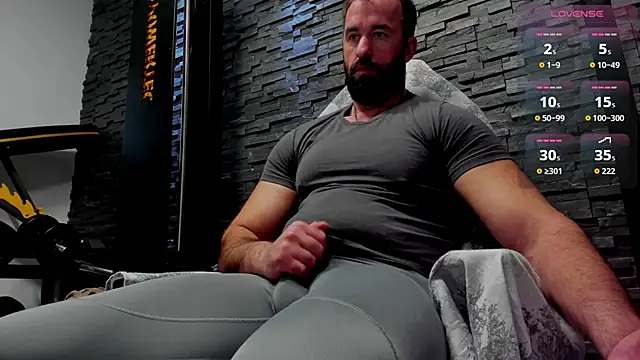 Snapshot of David_Big_Daddy chatting on February 22, 2026, 5:32 am David Big Daddy online show from February 22, 2026, 5:32 am