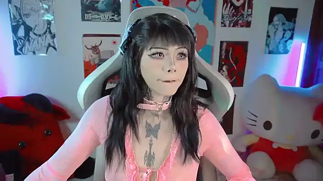 Deadly Doll online show from September 14, 2025, 10:32 pm