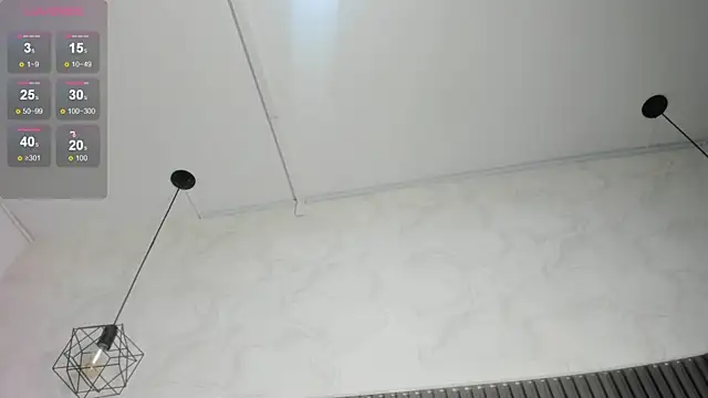 SHANONCLARK online show from November 12, 2025, 7:07 pm