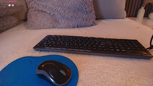 Snapshot of SHANONCLARK chatting on November 30, 2025, 11:11 am SHANONCLARK online show from November 30, 2025, 11:11 am