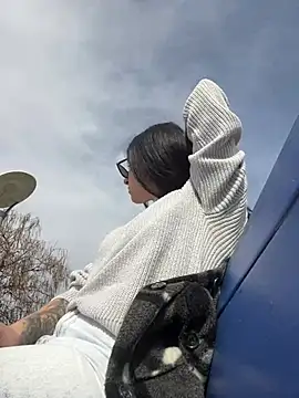 JenniferEdith online show from March 12, 2025, 11:21 am