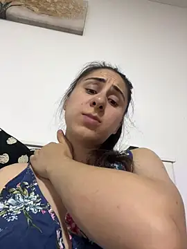 JenniferEdith online show from July 8, 2026, 5:35 pm