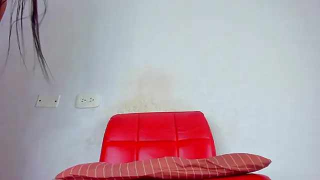 Kimberly House online show from March 14, 2025, 10:49 pm