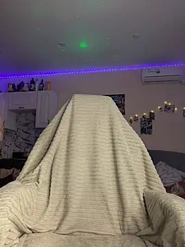 Good  Girl  online show from March 3, 2026, 9:49 am