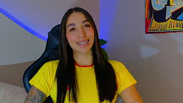 KAYLA BATISTA online show from June 25, 2026, 11:10 pm