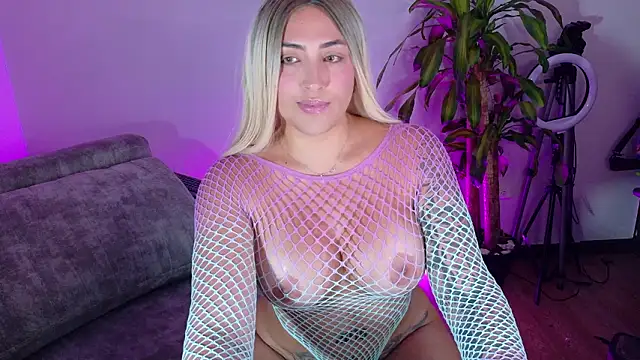 a belladanger online show from February 2, 2026, 1:37 am