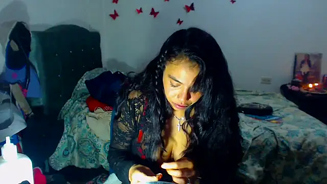 AmaraRoberts420 online show from October 10, 2025, 9:32 am