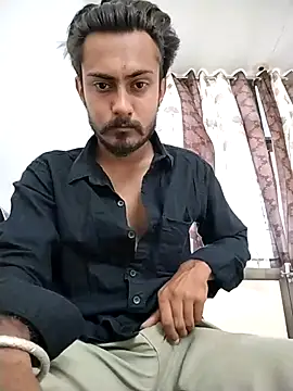 Snapshot of Instant_charger@xh chatting on April 5, 2026, 6:42 am Instant chargerxh online show from April 5, 2026, 6:42 am