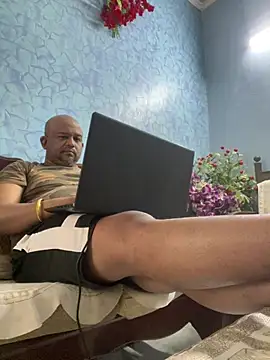 Dick 6inches online show from February 26, 2026, 2:55 am