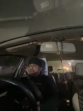 Dick 6inches online show from November 12, 2025, 4:00 pm