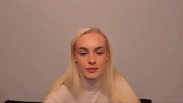 OliviaKisss online show from February 20, 2026, 7:38 pm