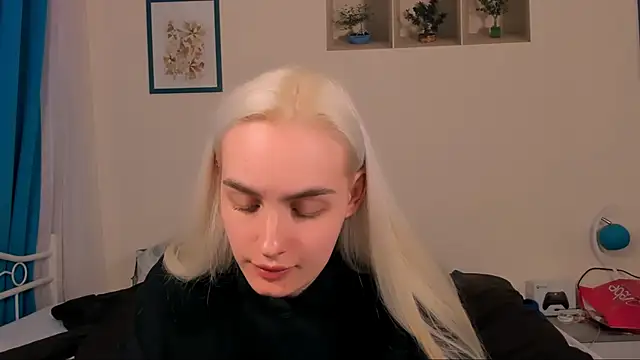 OliviaKisss online show from April 21, 2026, 7:31 pm