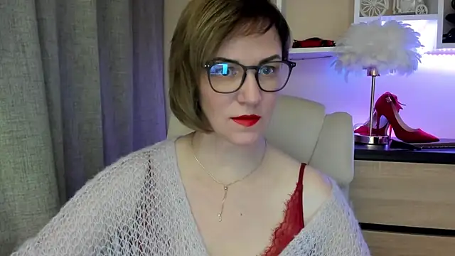 feliziaDesire online show from November 28, 2025, 4:45 am