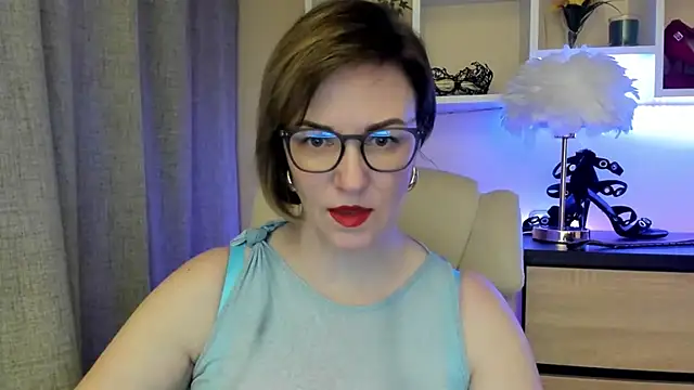 feliziaDesire online show from November 27, 2025, 4:24 am