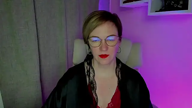 Snapshot of feliziaDesire chatting on July 23, 2026, 2:53 am feliziaDesire online show from July 23, 2026, 2:53 am