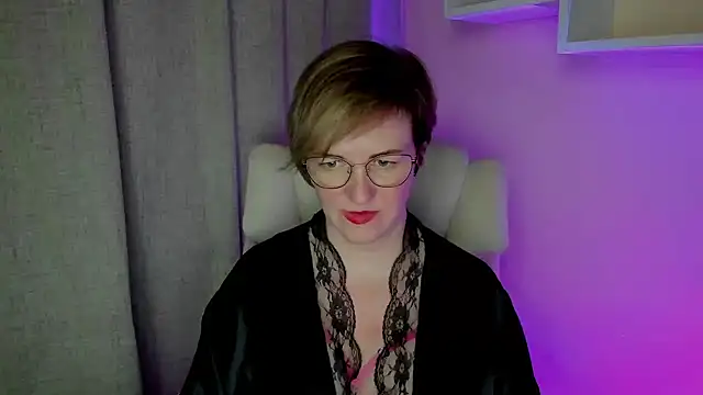 Snapshot of feliziaDesire chatting on July 23, 2026, 7:54 pm feliziaDesire online show from July 23, 2026, 7:54 pm