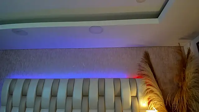 Snapshot of Rebeca_jones chatting on May 25, 2026, 12:15 pm Rebeca jones online show from May 25, 2026, 12:15 pm