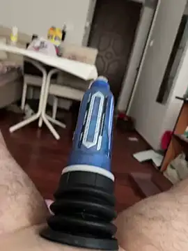 Snapshot of strange6696 chatting on December 16, 2025, 12:20 pm strange6696 online show from December 16, 2025, 12:20 pm