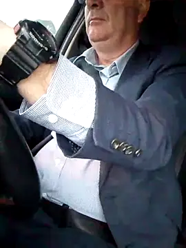 stiffandlubedxh online show from March 3, 2026, 8:16 pm