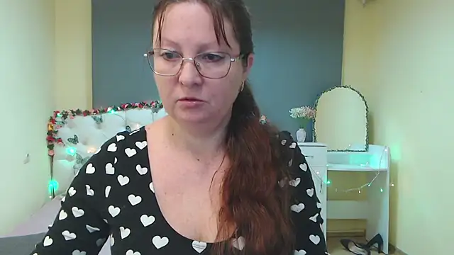 Snapshot of VanessaHotts chatting on February 28, 2026, 6:24 am VanessaHotts online show from February 28, 2026, 6:24 am