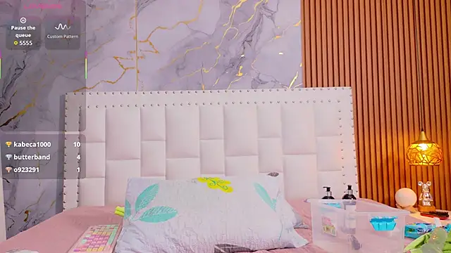 naughty ebonyy online show from October 24, 2025, 2:54 am