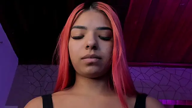 Emmily Savage online show from February 10, 2026, 11:53 am