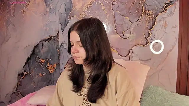 Mey moon online show from February 24, 2026, 4:02 am