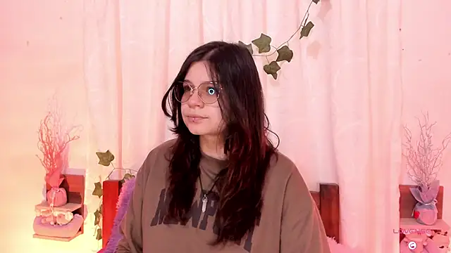 Mey moon online show from February 19, 2025, 5:06 pm