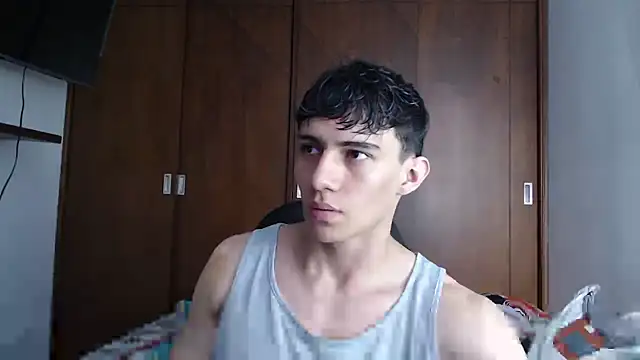 aresholland online show from March 5, 2025, 4:24 pm