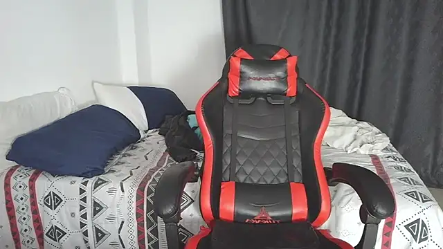 aresholland online show from April 4, 2026, 2:40 am