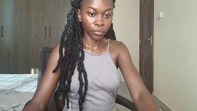 queen heather online show from March 20, 2025, 5:24 am