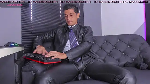 Snapshot of massimo_g chatting on May 6, 2026, 1:15 pm massimo g online show from May 6, 2026, 1:15 pm
