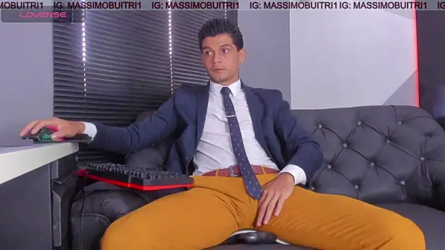 Snapshot of massimo_g chatting on May 14, 2026, 1:52 pm massimo g online show from May 14, 2026, 1:52 pm