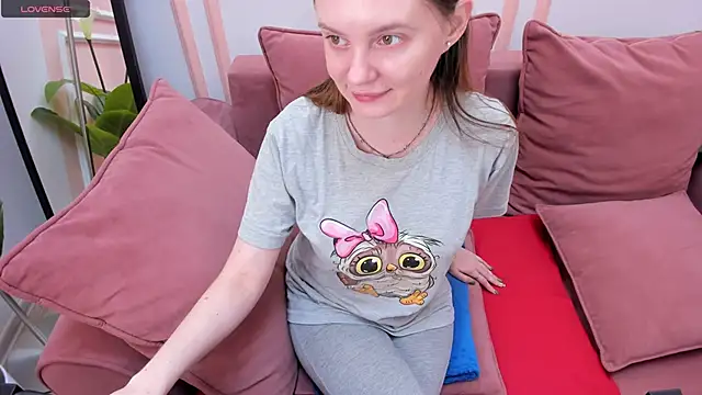 JannaVerdi  online show from October 1, 2025, 6:29 am