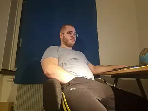 OrgusBank online show from November 23, 2025, 6:29 pm