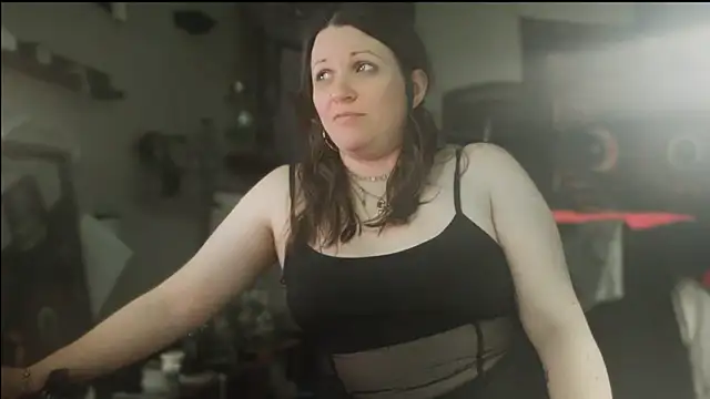 Snapshot of spunlikecottoncandy chatting on November 10, 2025, 9:42 pm spunlikecottoncandy online show from November 10, 2025, 9:42 pm