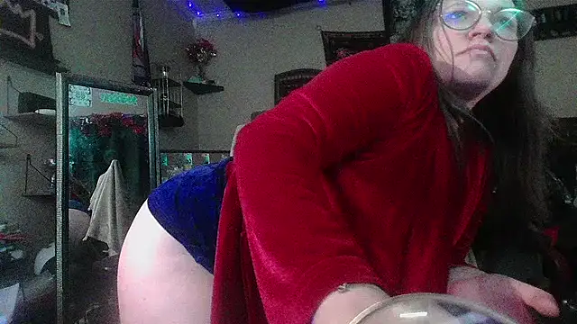 Snapshot of spunlikecottoncandy chatting on December 23, 2025, 7:51 am spunlikecottoncandy online show from December 23, 2025, 7:51 am