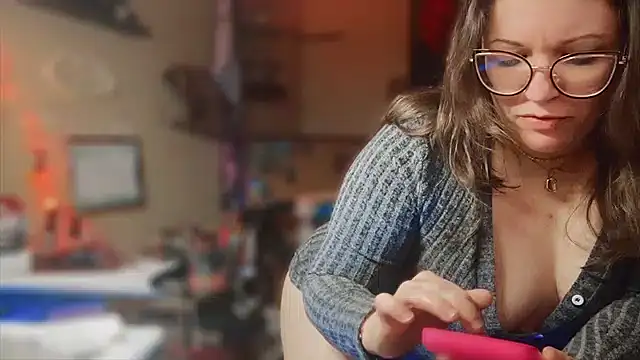 Snapshot of spunlikecottoncandy chatting on December 1, 2025, 8:26 am spunlikecottoncandy online show from December 1, 2025, 8:26 am