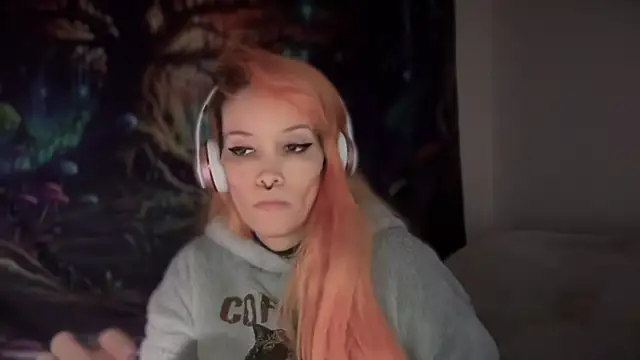 Snapshot of FRRANNKIE chatting on January 14, 2026, 4:21 pm FRRANNKIE online show from January 14, 2026, 4:21 pm