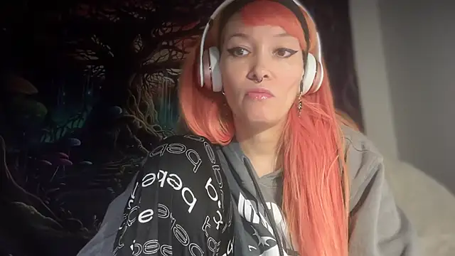 Snapshot of FRRANNKIE chatting on December 14, 2025, 11:16 am FRRANNKIE online show from December 14, 2025, 11:16 am