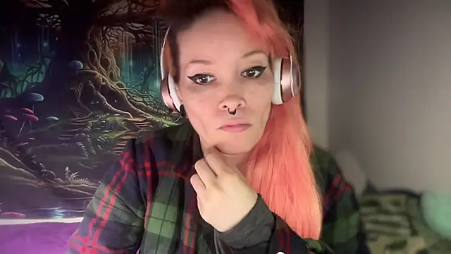 Snapshot of FRRANNKIE chatting on January 7, 2026, 10:53 am FRRANNKIE online show from January 7, 2026, 10:53 am