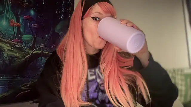 Snapshot of FRRANNKIE chatting on February 2, 2026, 2:27 pm FRRANNKIE online show from February 2, 2026, 2:27 pm