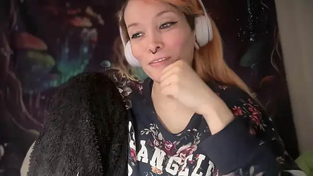 Snapshot of FRRANNKIE chatting on February 15, 2026, 3:18 am FRRANNKIE online show from February 15, 2026, 3:18 am