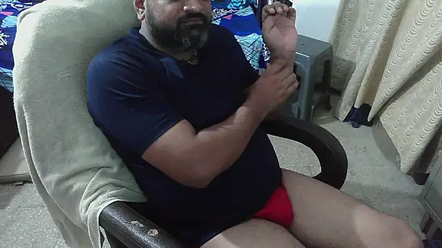 rentarob online show from November 21, 2025, 5:12 pm