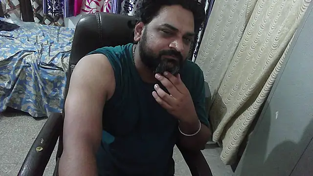 rentarob online show from November 5, 2025, 1:25 pm