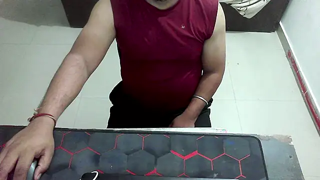 rentarob online show from March 5, 2026, 4:25 pm