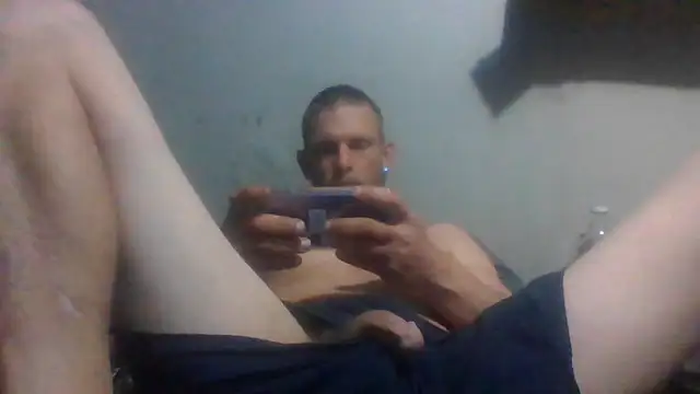 Snapshot of daddytim0 chatting on March 25, 2026, 1:10 pm daddytim0 online show from March 25, 2026, 1:10 pm
