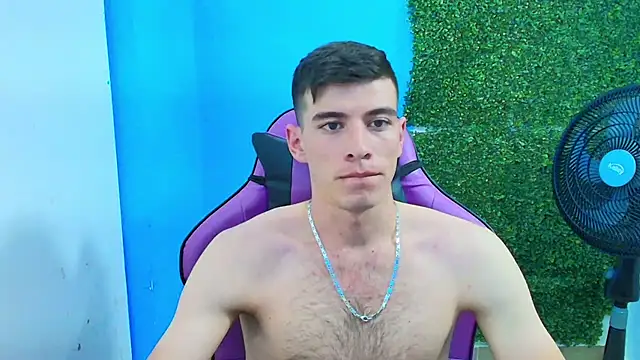 DEIBY BABY online show from February 16, 2025, 2:20 am